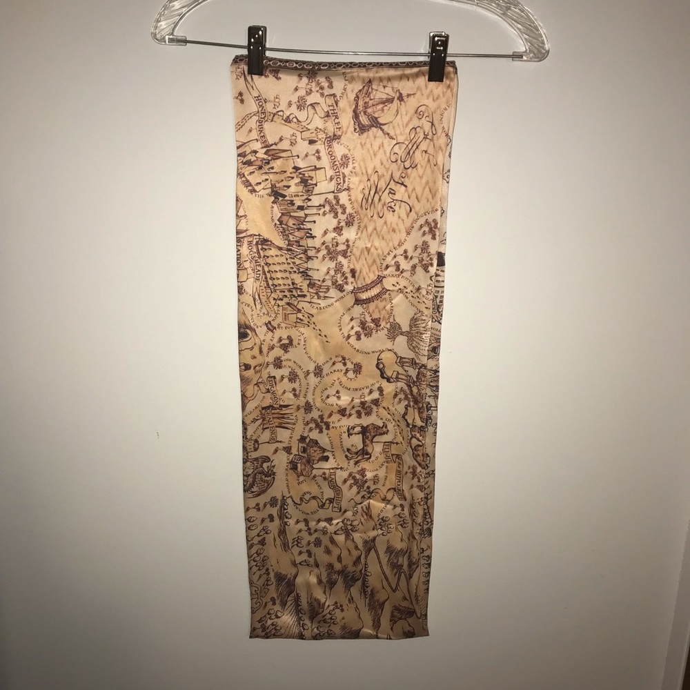 NWOT Harry Potter Marauder’s Map infinity scarf